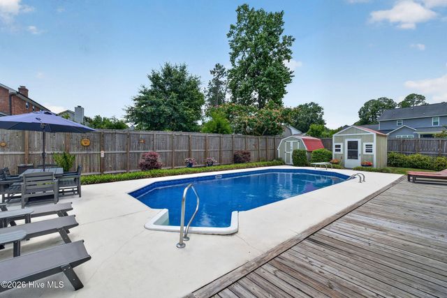 6712 Creek Ridge Road, Wilmington, NC 28411