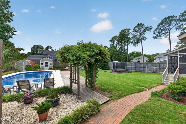 6712 Creek Ridge Road, Wilmington, NC 28411