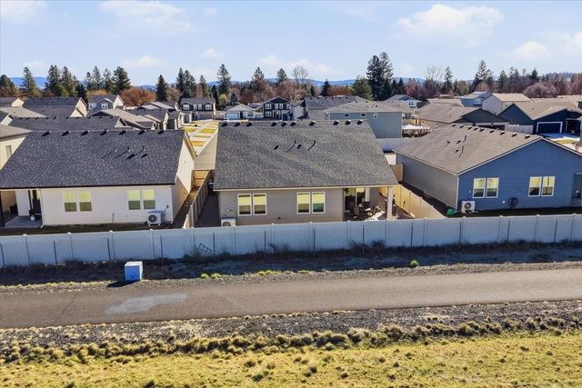 11925 N Haven St, Mead, WA 99021