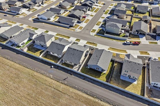 11925 N Haven St, Mead, WA 99021