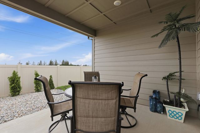 11925 N Haven St, Mead, WA 99021