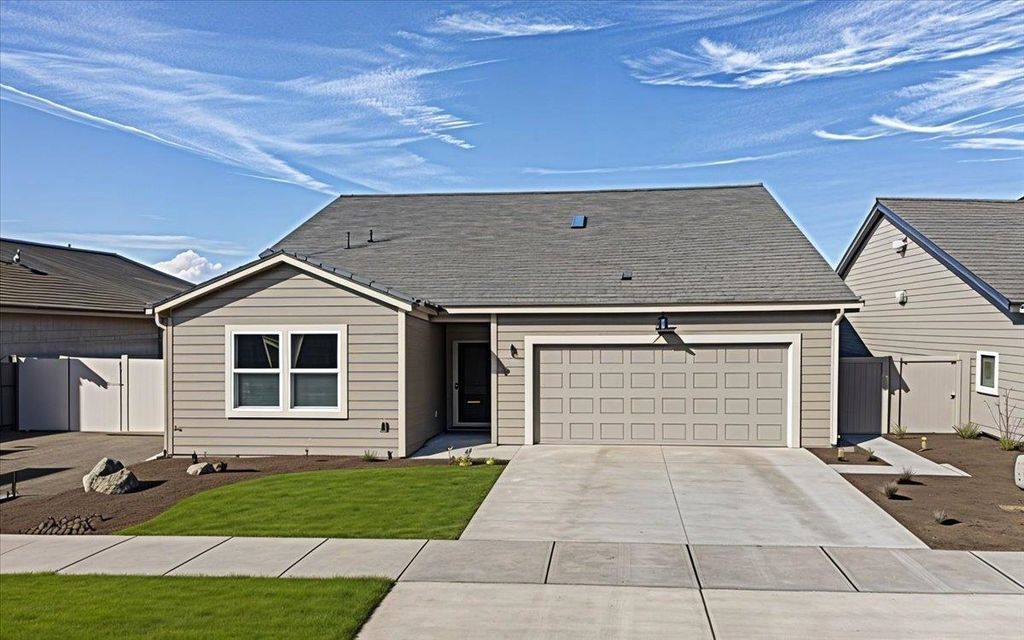 11925 N Haven St, Mead, WA 99021