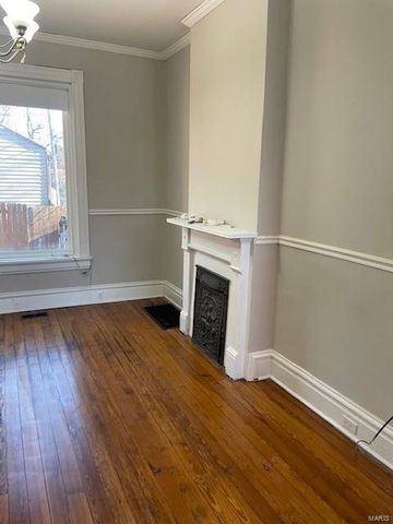 1217 Victor Street, St Louis, MO 63104