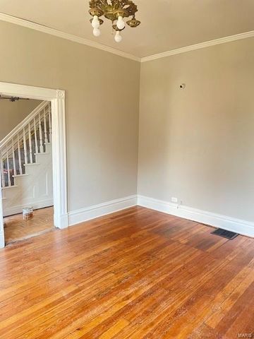 1217 Victor Street, St Louis, MO 63104