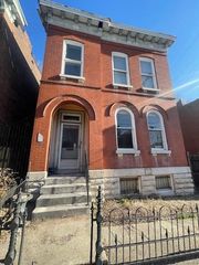 1217 Victor Street, St Louis, MO 63104