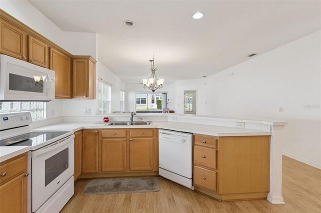 9073 SAINT ANDREWS WAY, Mount Dora, FL 32757