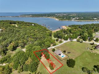 04 Meadowood, Checotah, OK 74426