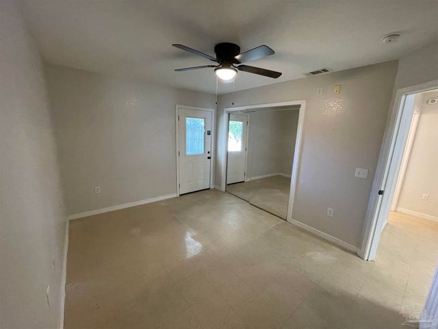 1116 N 7th Ave, Pensacola, FL 32503