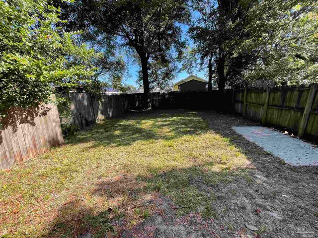 1116 N 7th Ave, Pensacola, FL 32503