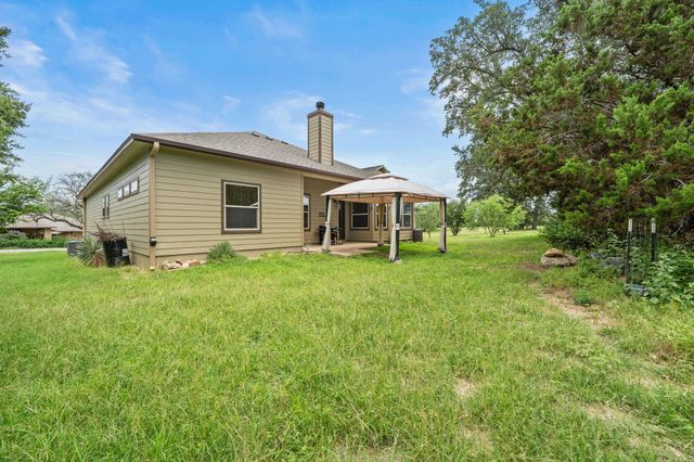 413 Bedford DR, Spicewood, TX 78669