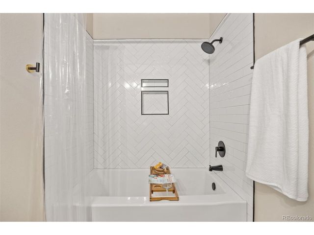 5948 King Ct, Parker, CO 80134