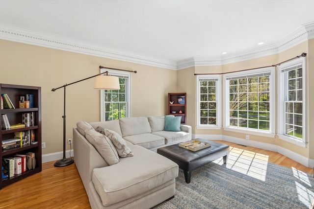 220 Newtown Road, Acton, MA 01720