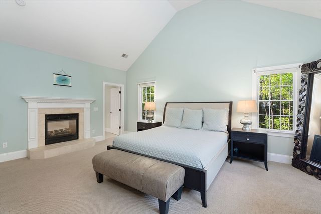 220 Newtown Road, Acton, MA 01720