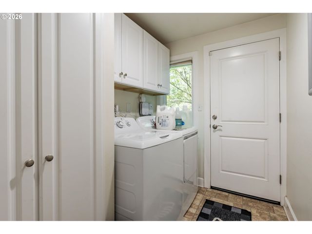 4500 W BURNSIDE Rd, Portland, OR 97210
