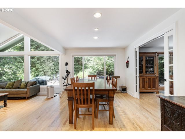 4500 W BURNSIDE Rd, Portland, OR 97210