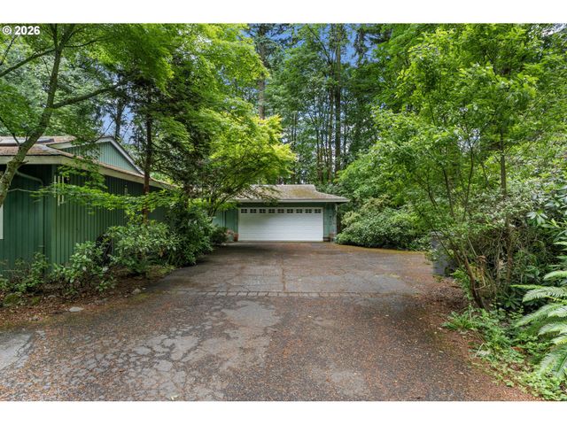 4500 W BURNSIDE Rd, Portland, OR 97210