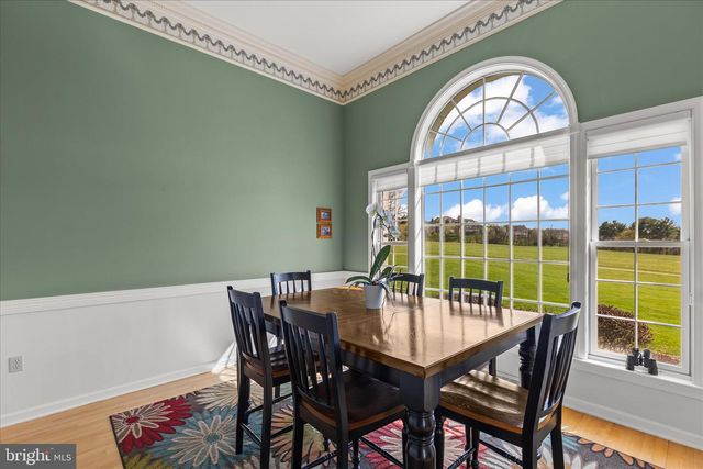 15 MAPLE GROVE RD, Hanover, PA 17331