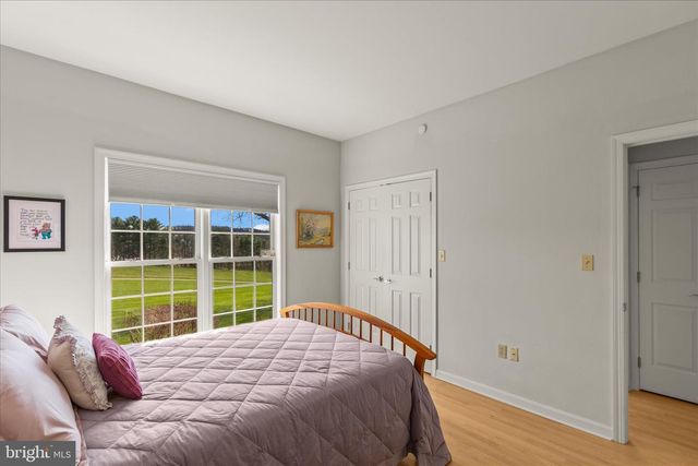 15 MAPLE GROVE RD, Hanover, PA 17331