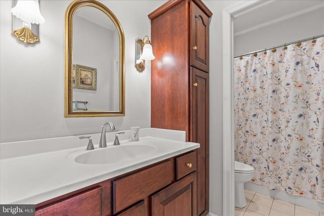 15 MAPLE GROVE RD, Hanover, PA 17331