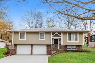 2808 2nd Street, Blue Springs, MO 64014
