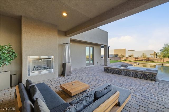 8794 South Miller Lane, Las Vegas, NV 89113