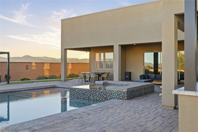 8794 South Miller Lane, Las Vegas, NV 89113