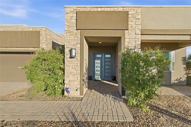 8794 South Miller Lane, Las Vegas, NV 89113