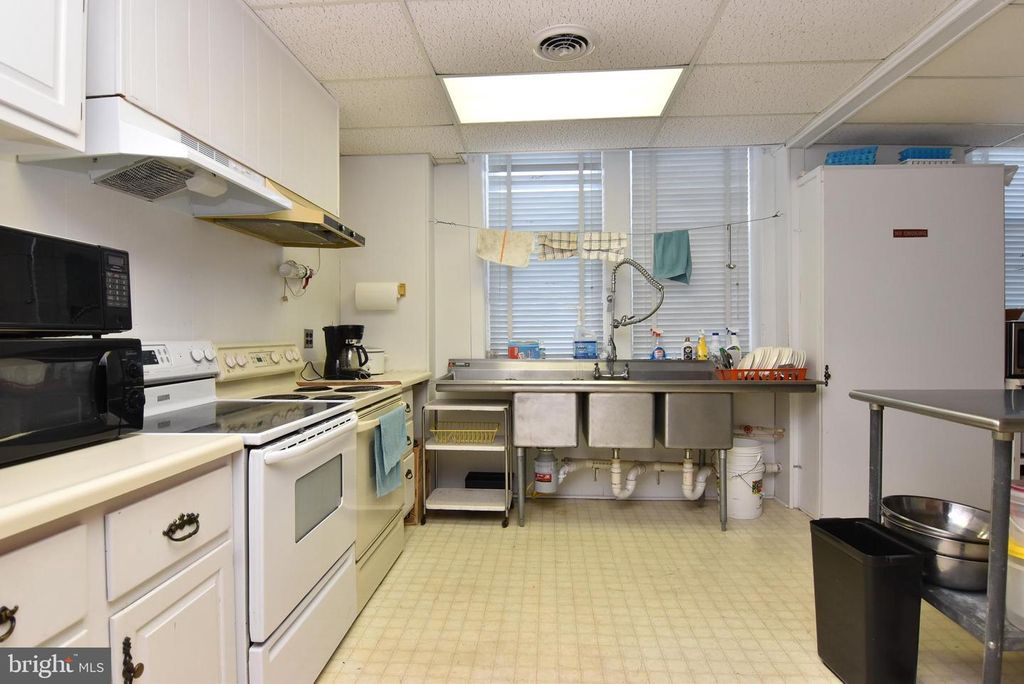 Image 40 of property listing at 125 CAUSEY AVE, Milford, DE 19963