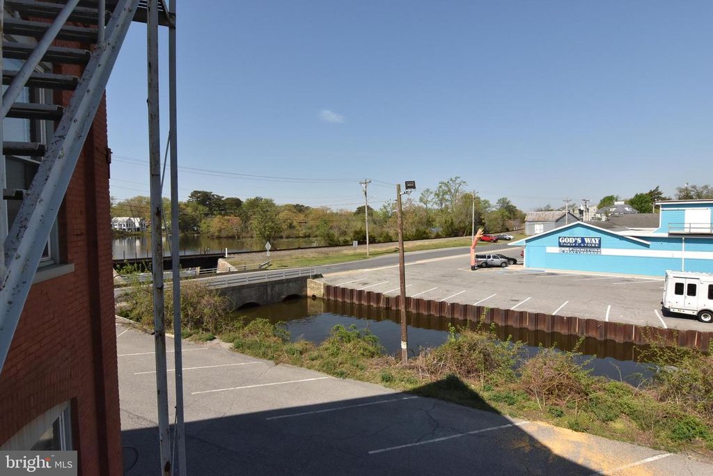 Image 43 of property listing at 125 CAUSEY AVE, Milford, DE 19963