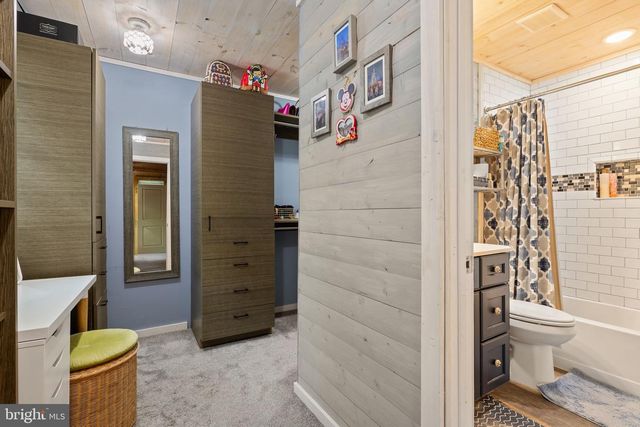 8289 DAMVIEW PL, Manassas, VA 20112