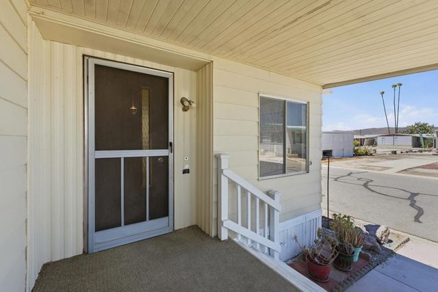 5001 W Florida Avenue 36, Hemet, CA 92545