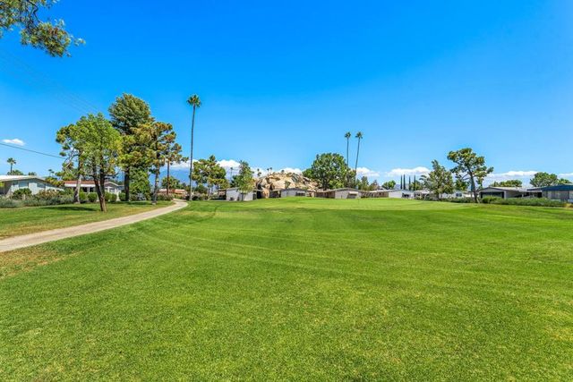 5001 W Florida Avenue 36, Hemet, CA 92545