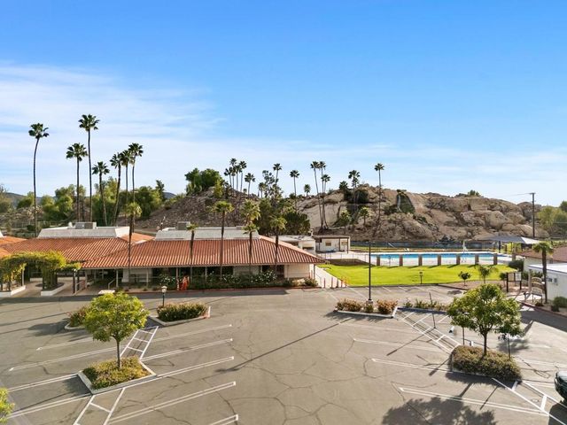 5001 W Florida Avenue 36, Hemet, CA 92545