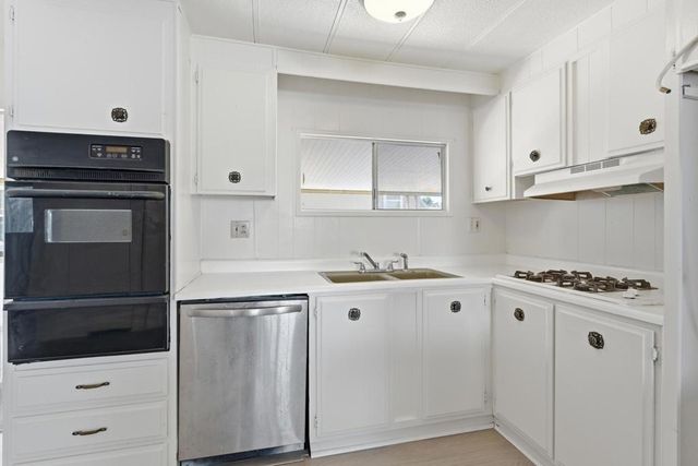 5001 W Florida Avenue 36, Hemet, CA 92545