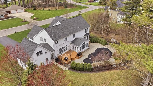 5 Kingfisher Court, Orchard Park, NY 14127