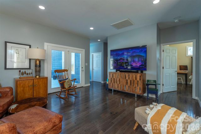 622 Rutherford Drive, Nebo, NC 28761