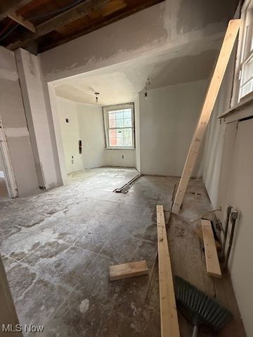 3300 Kildare Road, Cleveland Heights, OH 44118