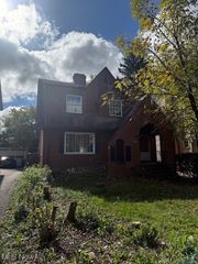 3300 Kildare Road, Cleveland Heights, OH 44118