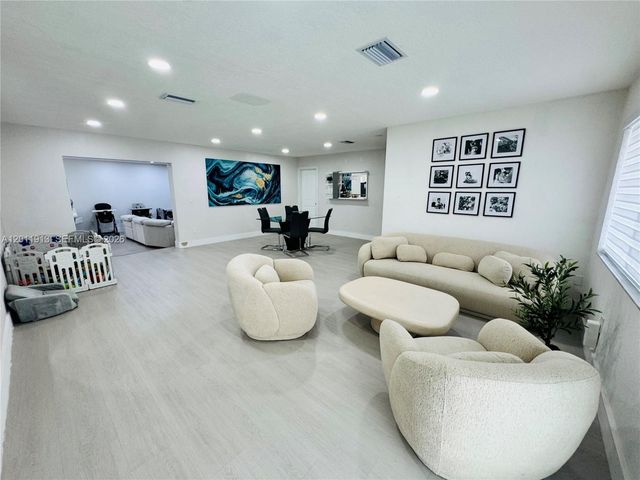 75 SW 18th Ave 75, Homestead, FL 33030
