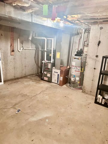 25 Shadowbrook Drive B, Hudson, NH 03051