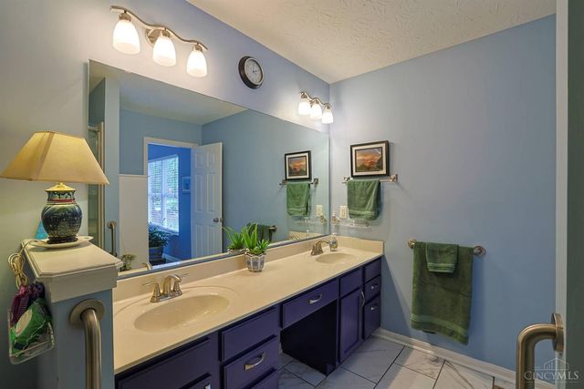 6077 Deer Crossing Court, Miami Twp, OH 45150
