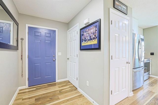 6077 Deer Crossing Court, Miami Twp, OH 45150