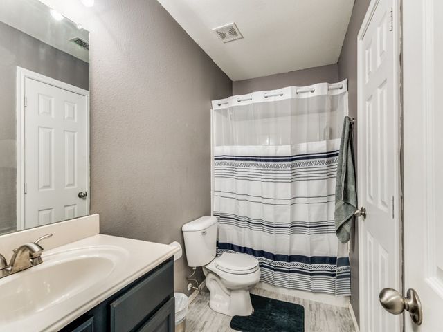 801 Keel Line Drive, Crowley, TX 76036