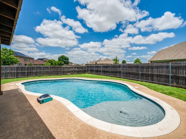801 Keel Line Drive, Crowley, TX 76036