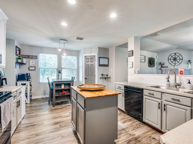 801 Keel Line Drive, Crowley, TX 76036