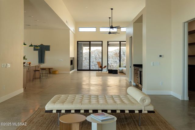 3700 W T Bench Bar Way, Marana, AZ 85658