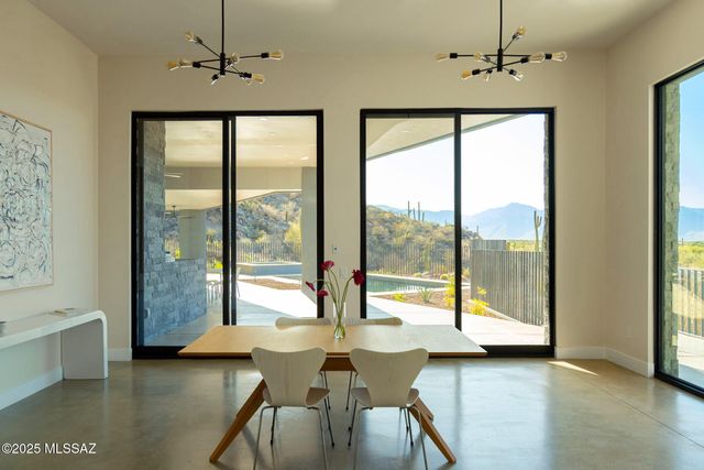 3700 W T Bench Bar Way, Marana, AZ 85658