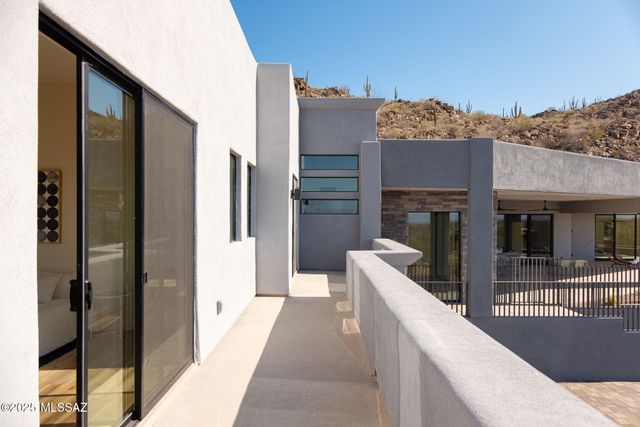 3700 W T Bench Bar Way, Marana, AZ 85658