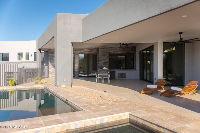 3700 W T Bench Bar Way, Marana, AZ 85658