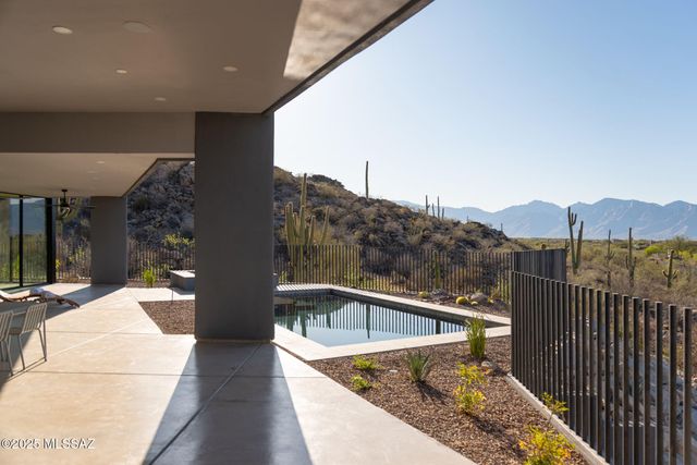 3700 W T Bench Bar Way, Marana, AZ 85658